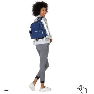 kipling matta backpack